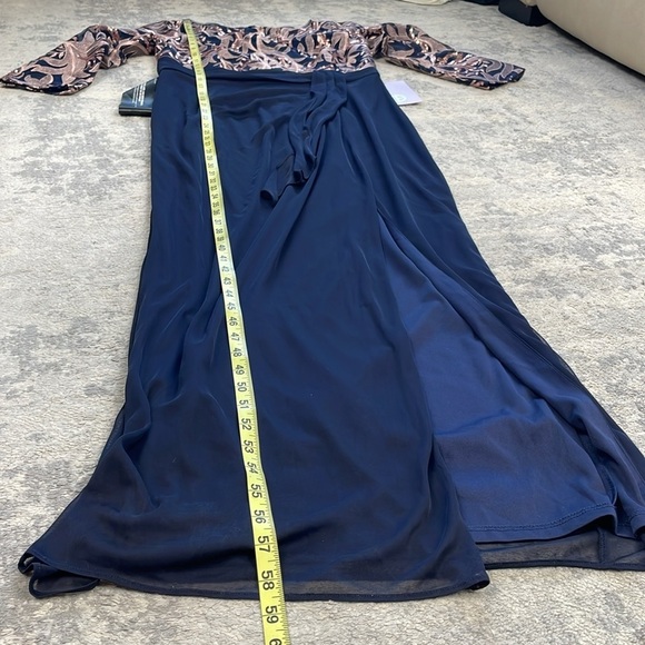 NWT JS Collections Carrie Bateau Gown Navy Blue Embroidered Sequin Sz 10 - Picture 11 of 12